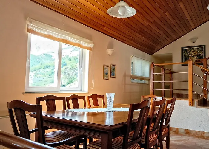 Luciana Вилла Мимице